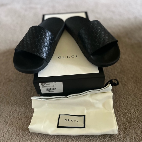Authentic Gucci monogram women’s slides size 36 - Picture 2 of 7